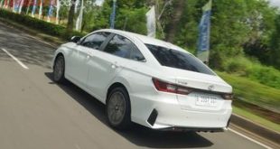 Best Small Sedan OTOMOTIF Award 2025 Nih, Segini Harga Toyota Vios