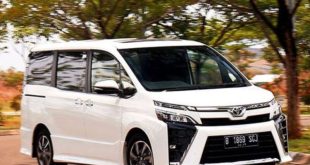 Mobil Bekas Ramah di Kantong Bernuansa Mewah, Segini Kisaran Harga Toyota Voxy 2017