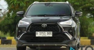 Review Toyota Corolla Cross HEV Mobil Hybrid Irit Bensin & Nyaman Keluar Kota