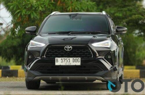 Review Toyota Corolla Cross HEV Mobil Hybrid Irit Bensin & Nyaman Keluar Kota