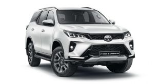 Toyota Fortuner Hybrid Meluncur, Harga Mulai Rp 800 Jutaan