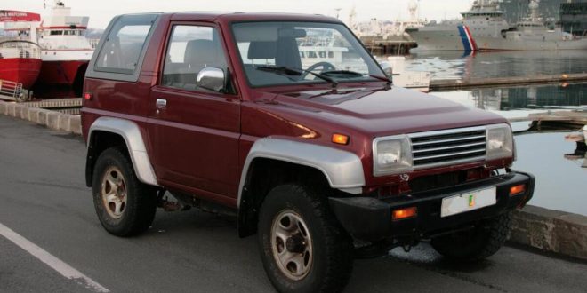 Cek 4 Kelebihan Mobil Daihatsu Feroza, Siap Terjang Segala Medan Jalanan dengan Suspensi Super Halus