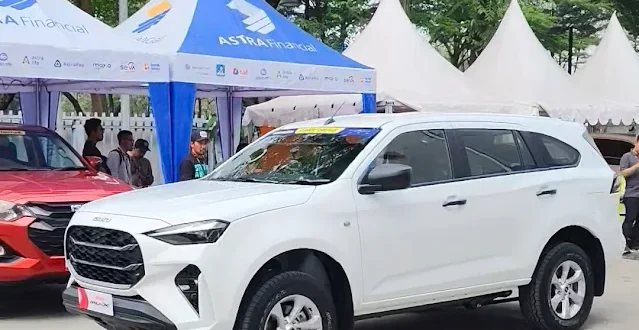 Sensasi Mengemudi Isuzu MU-X 2025 di Arena Test Drive GIIAS